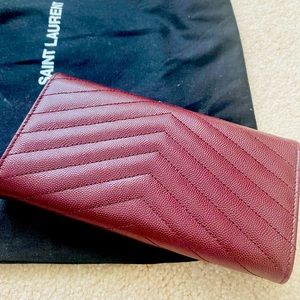 Saint Laurent
Monogram Large Quilted Leather Continental Wallet
